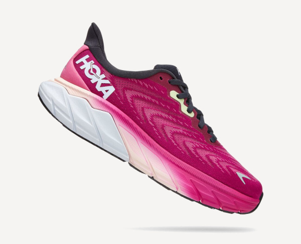 Кроссовки ARAHI 6 W (RU 39.5 UK 7 US 8.5 ; fest fuch/ibis rose)